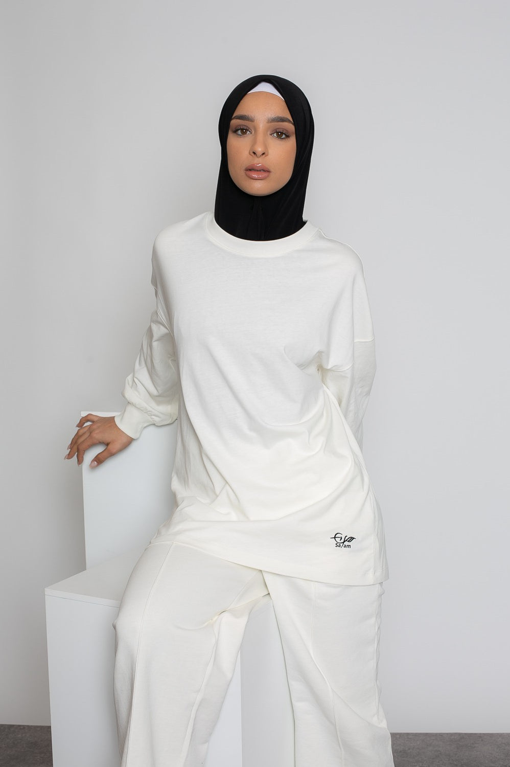 tee shirt large à manche longue pour femme modeste