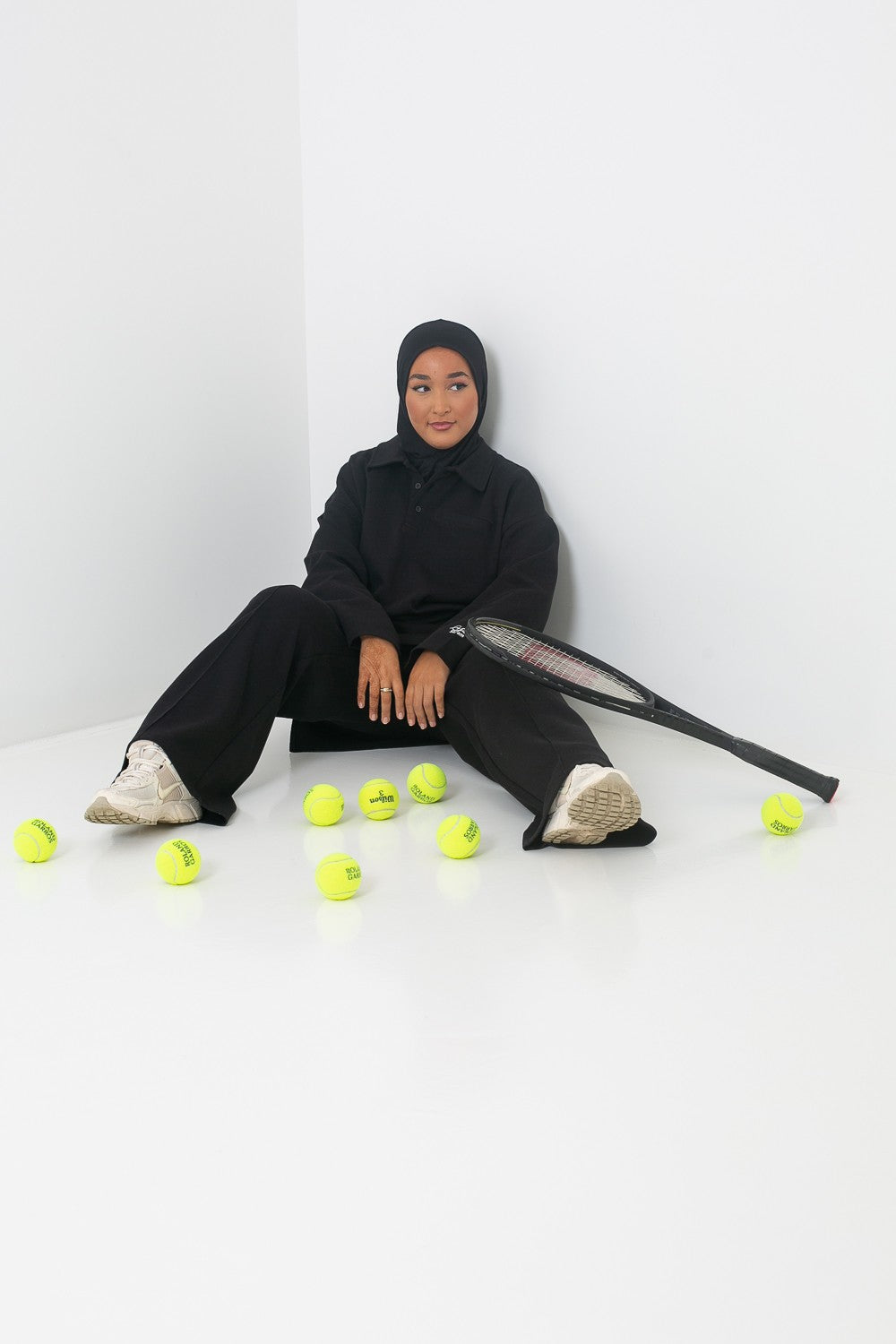 Pantalon polo noir large pour femme modeste. Marque Salam sports wear et street wear