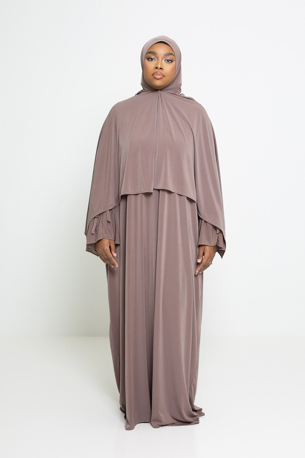 Tenue de prière Ramadan 2025.