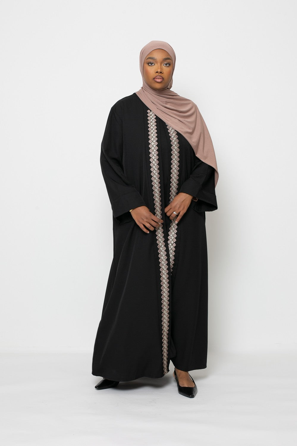 Kimono brodé pour femme musulmane