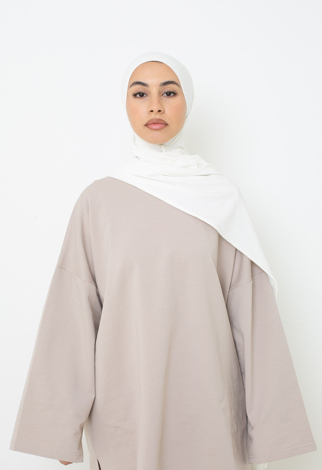 Hijab jersey prêt à nouer blanc cassé
