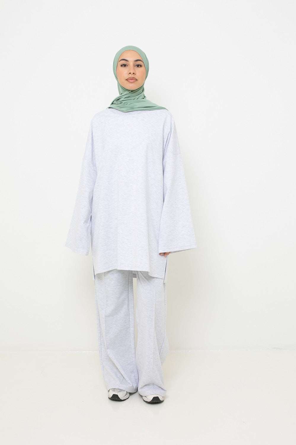 Pantalon ample en coton collection printemps été pour femme musulmane 2025. Boutique CM chic and Modesty