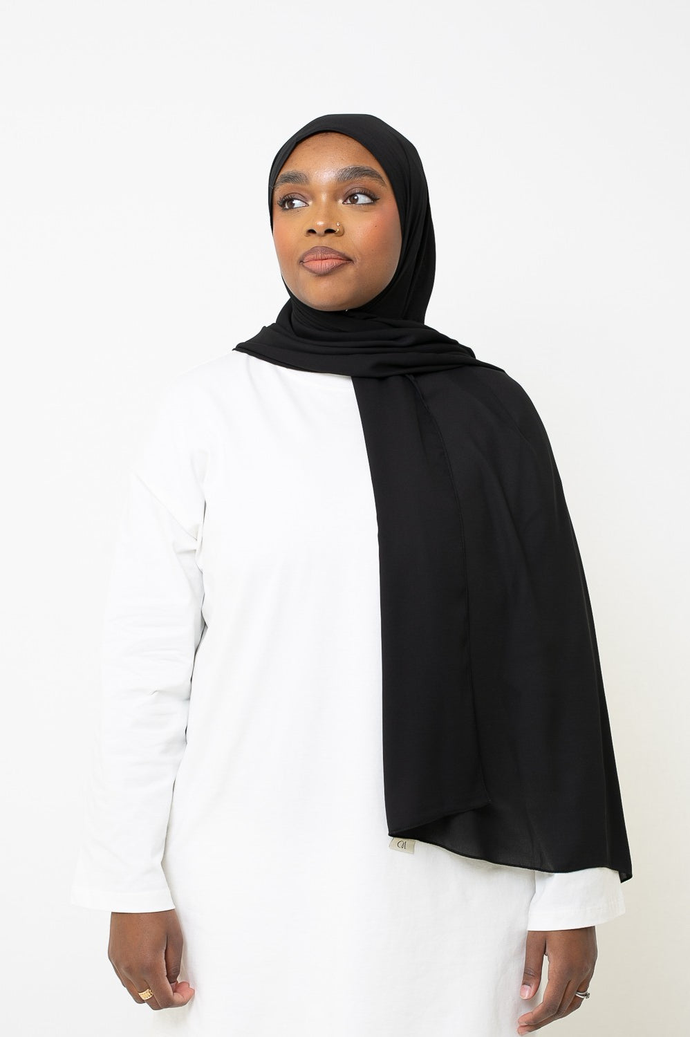 Hijab mousseline premium noir pour printemps été