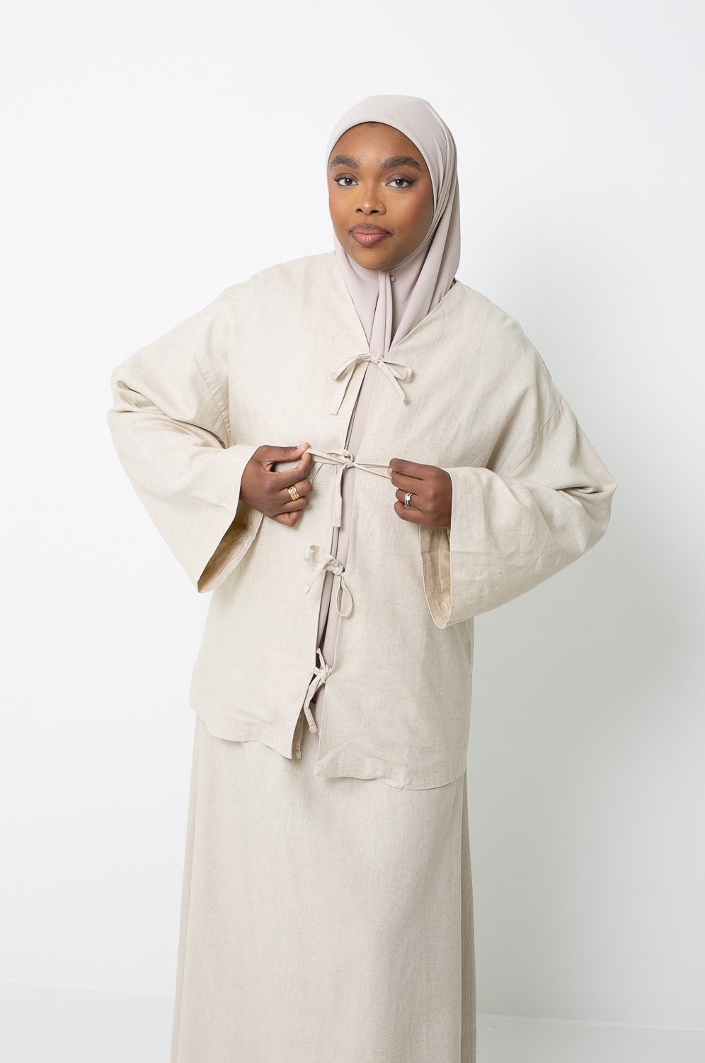 Blouse en lin à nouer entièrement doublé coton. Boutique pour femme musulmane. Boutique hijab