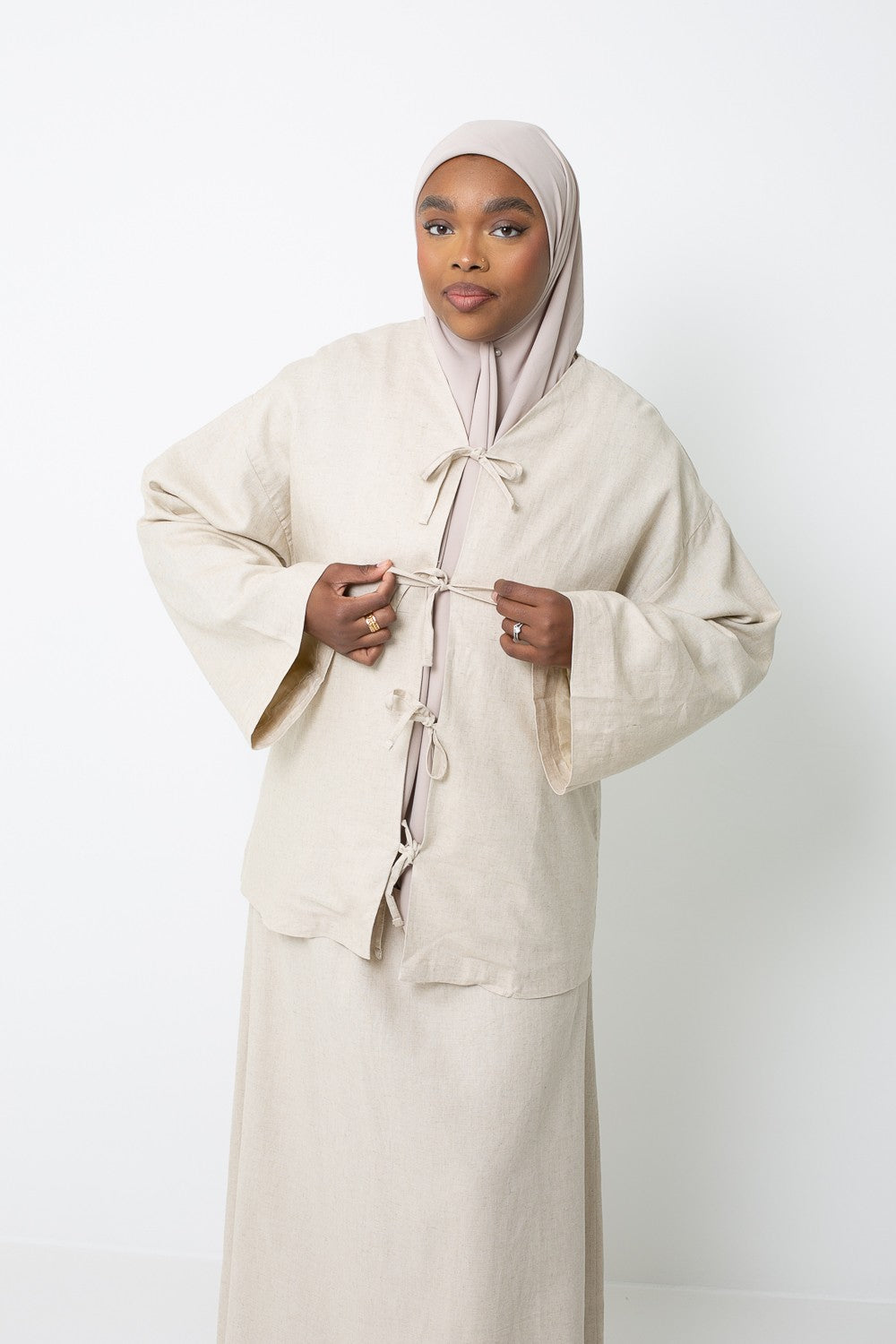 Blouse en lin à nouer entièrement doublé coton. Boutique pour femme musulmane. Boutique hijab
