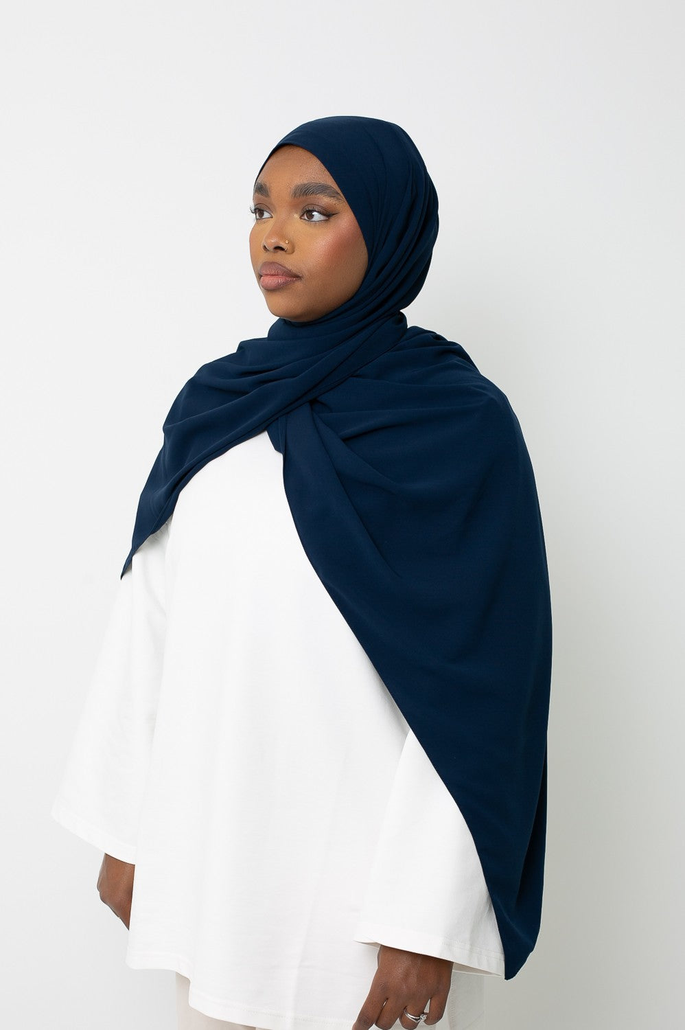 Hijab soie de Médine bleu marine