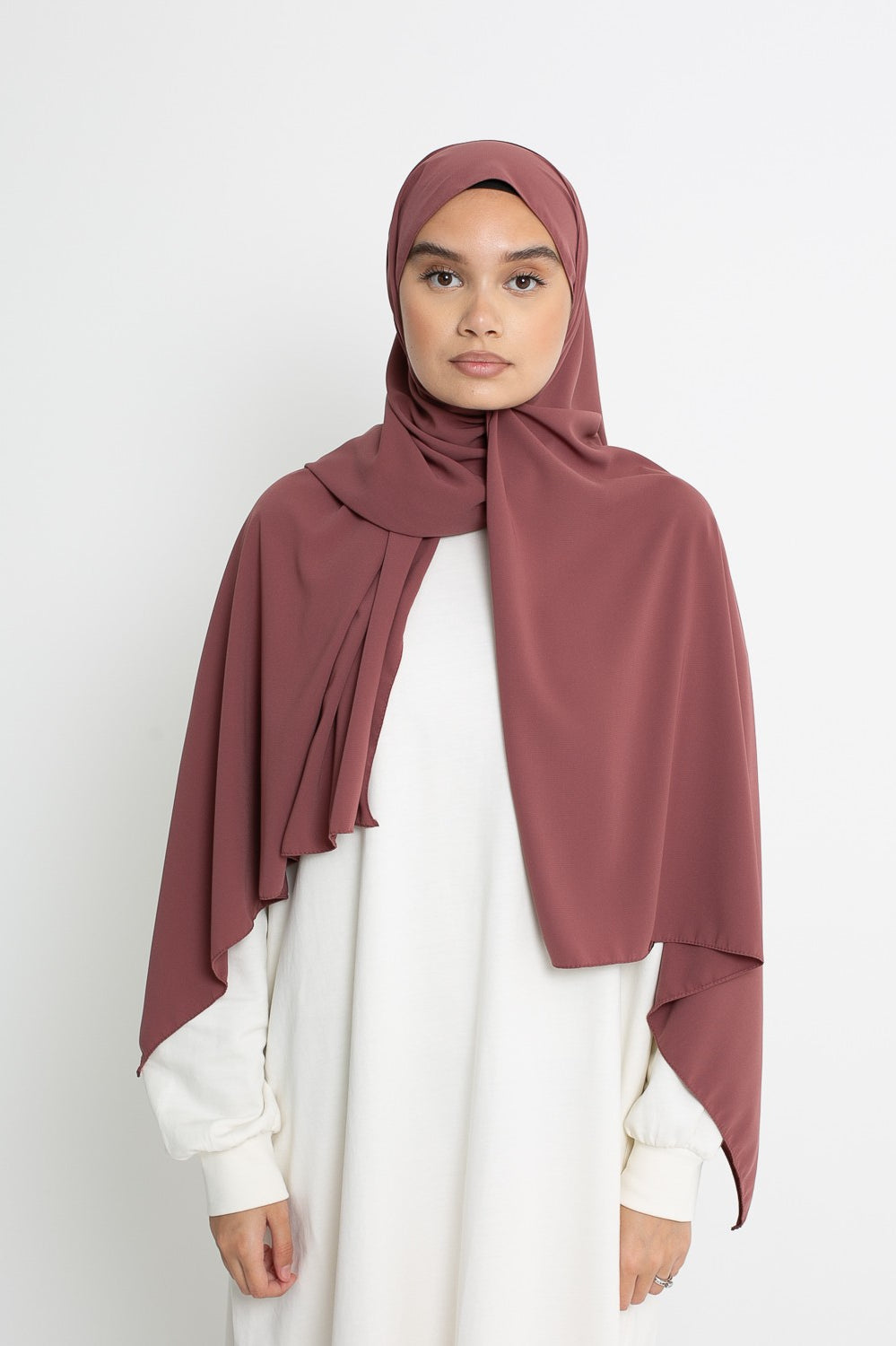 Hijab soie de Médine prune