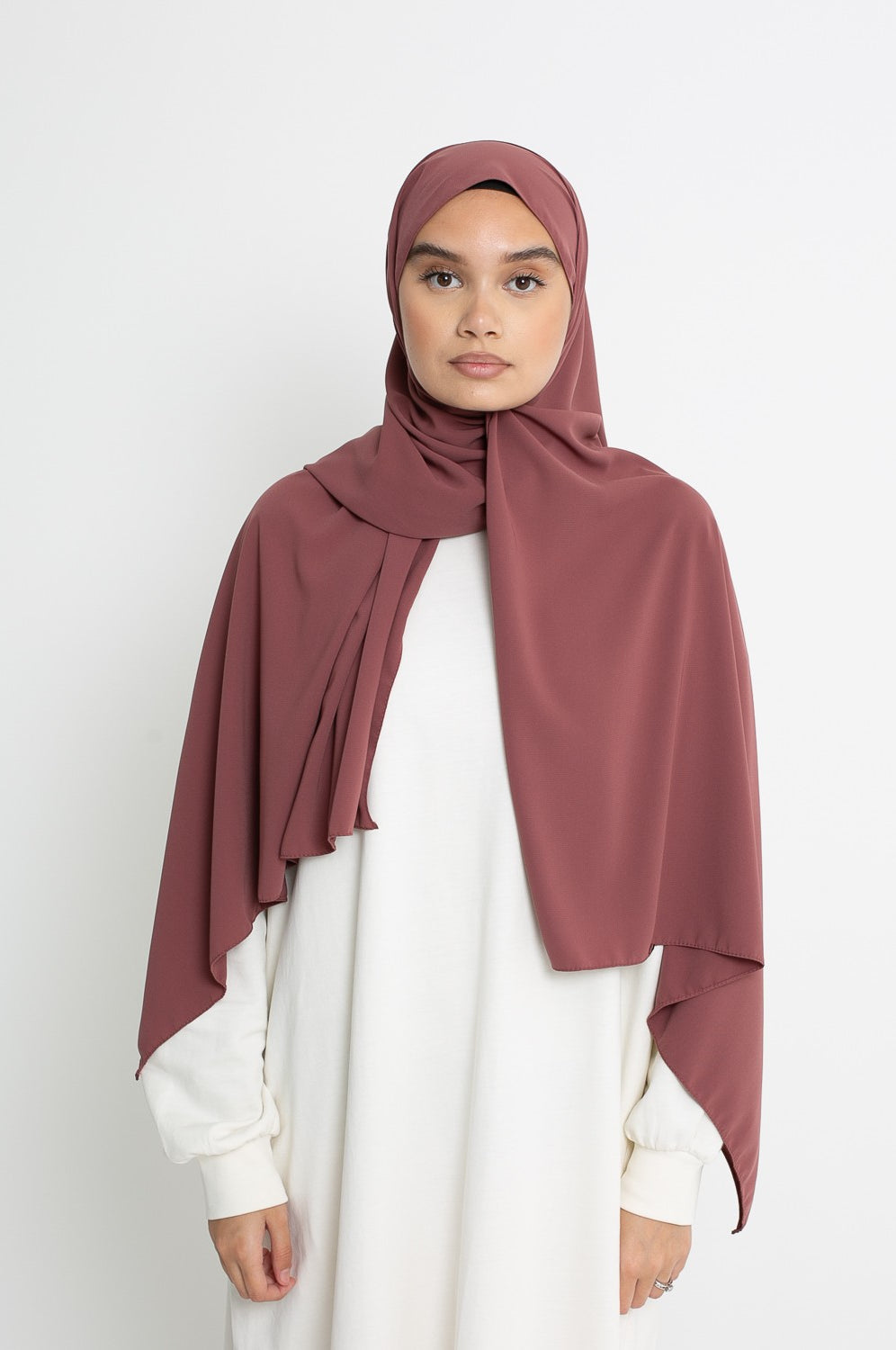 Hijab soie de Médine prune