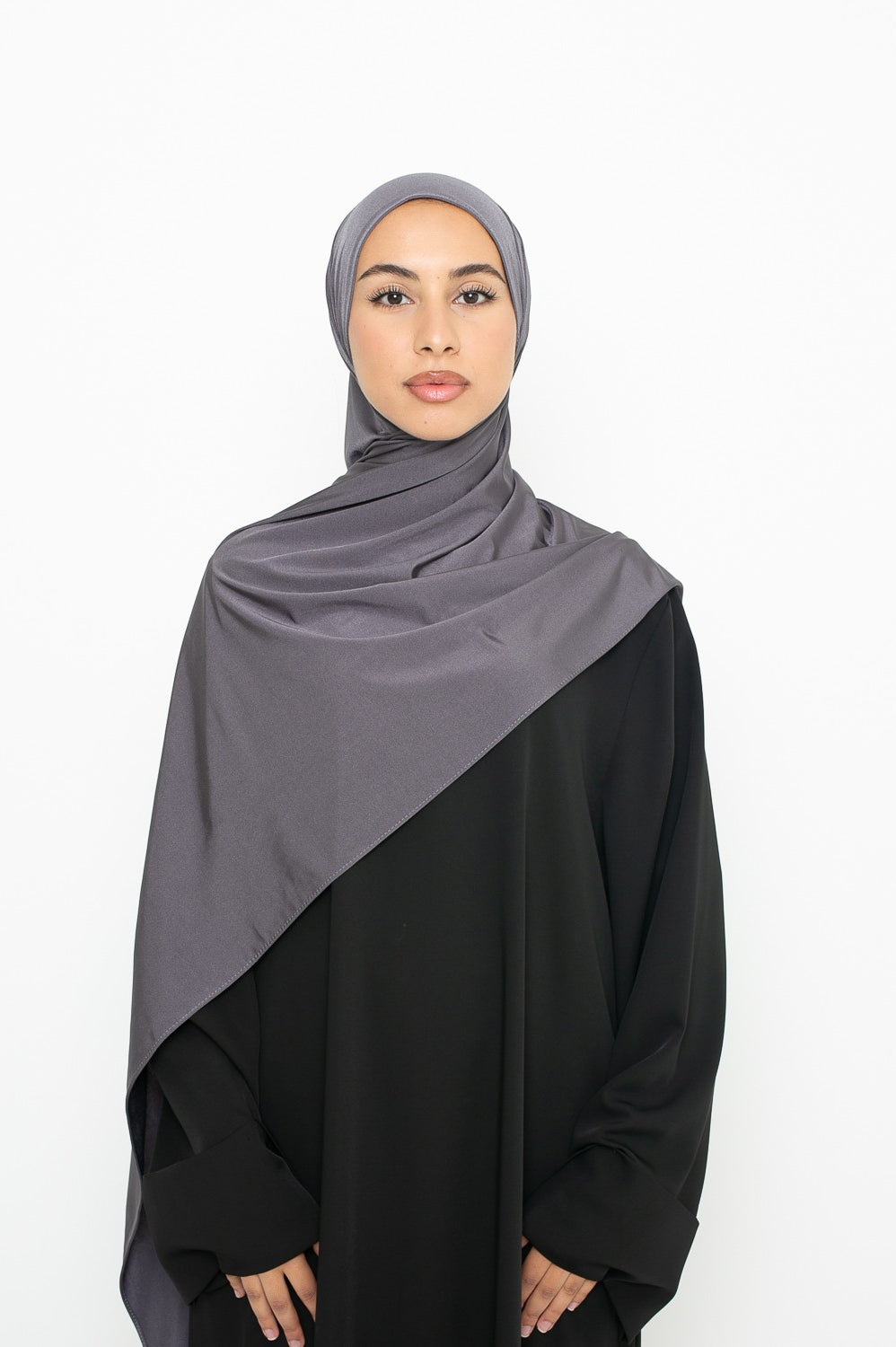 hijab jersey satin gris foncé