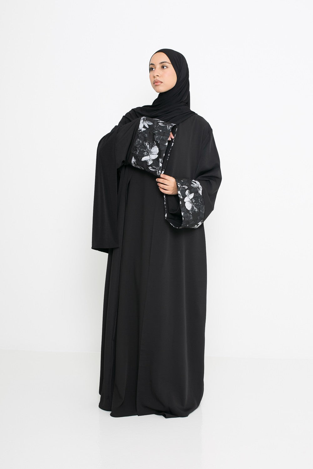 Kimono brocard noir pour femme musulmane