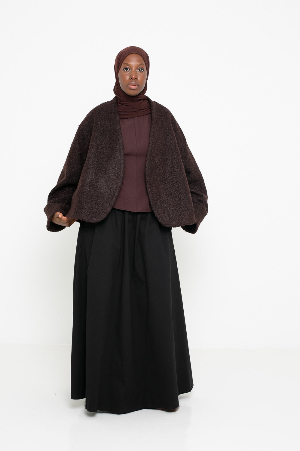 veste laine bouclée moderne et tendance pour femme voilée
