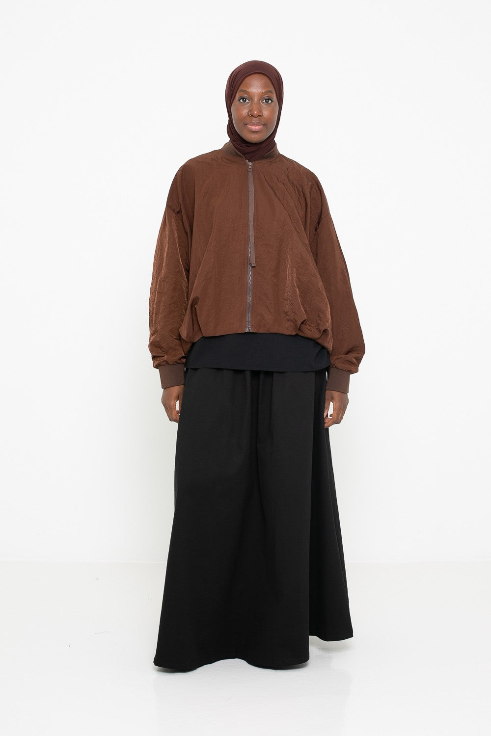 Bombers choco moderne et ample pour femme musulmane.