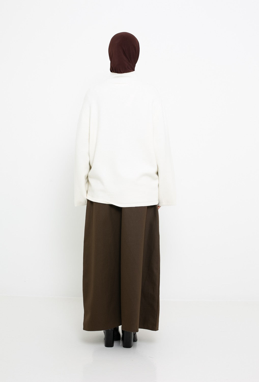 Pull maille blanc pour femme musulmane. Boutique hijab.