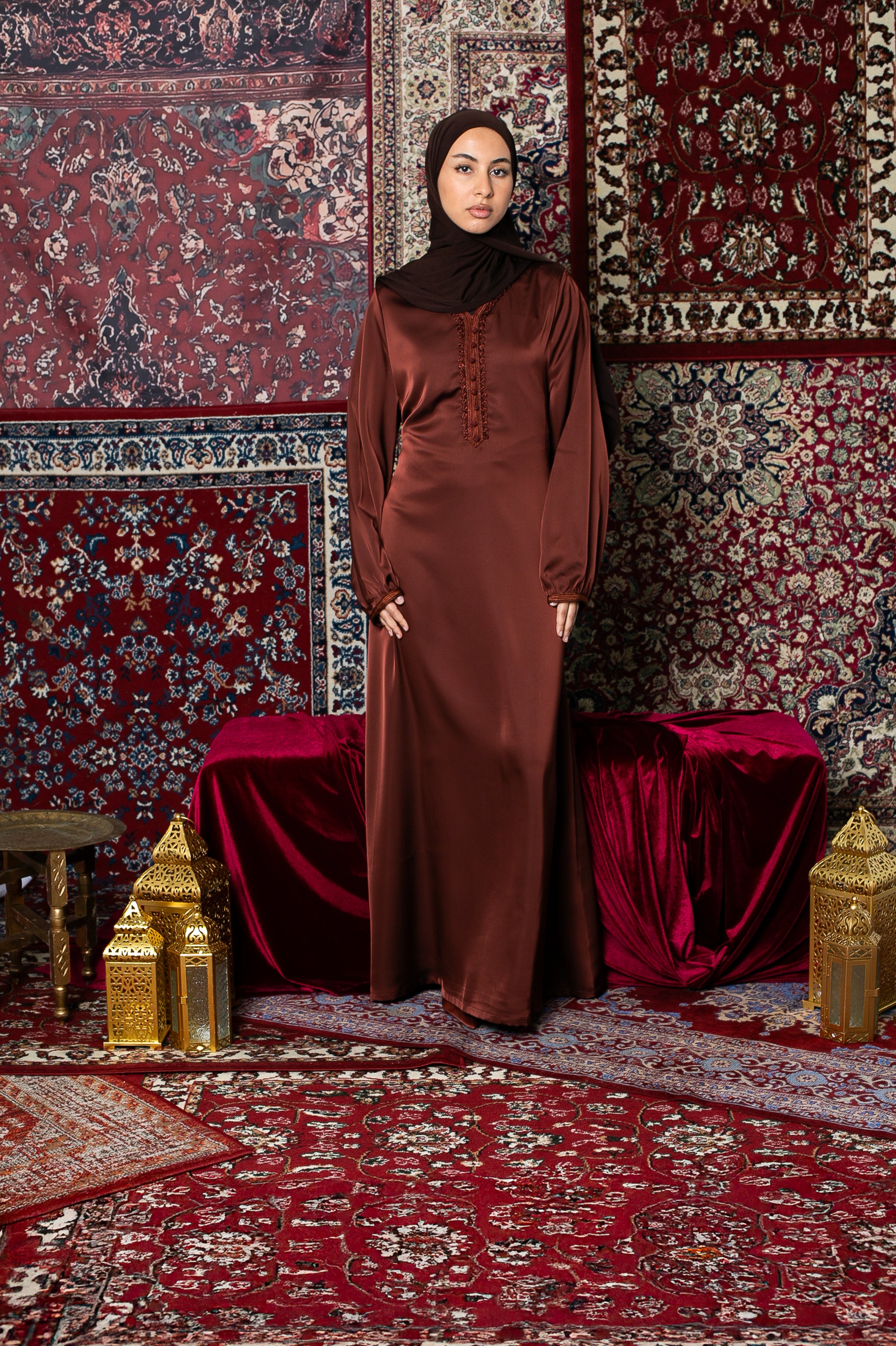 Robe traditionnelle pour femme moderne musulmane. Collection ramadan 2026.