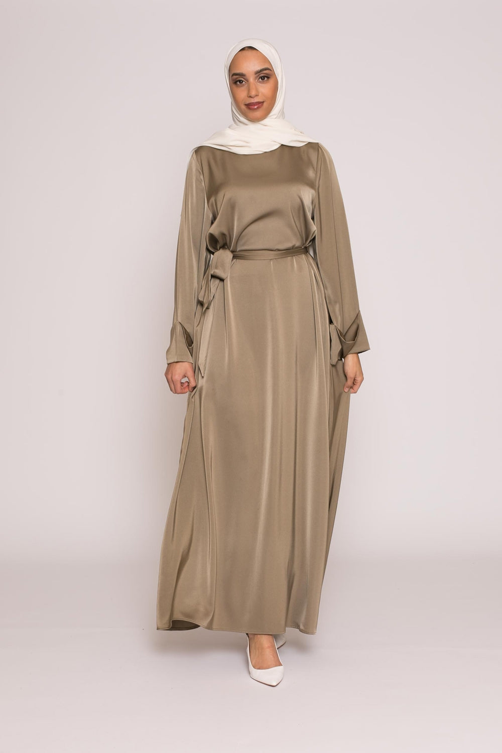 Abaya luxery satiné kaki clair boutique musulmane vêtement pour femme