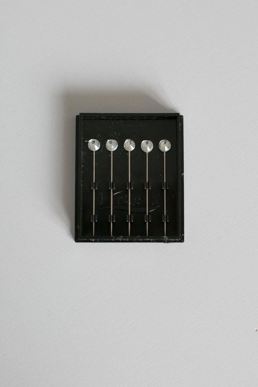 Boîte Firdous cristal pins blanc 