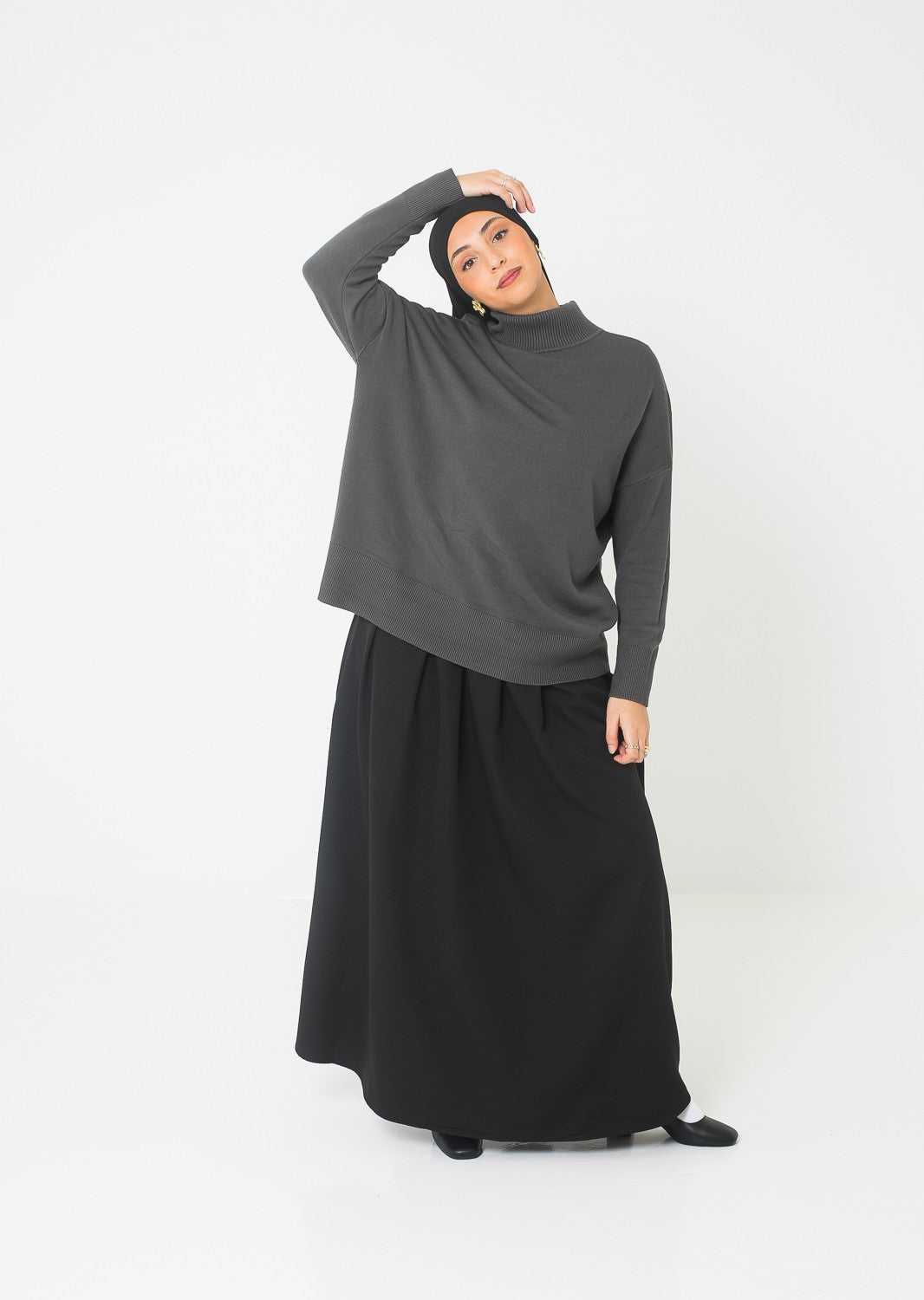 Pull ample col montant gris pour femme modeste musulmane