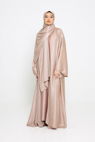 Abaya ensemble création de Dubaï