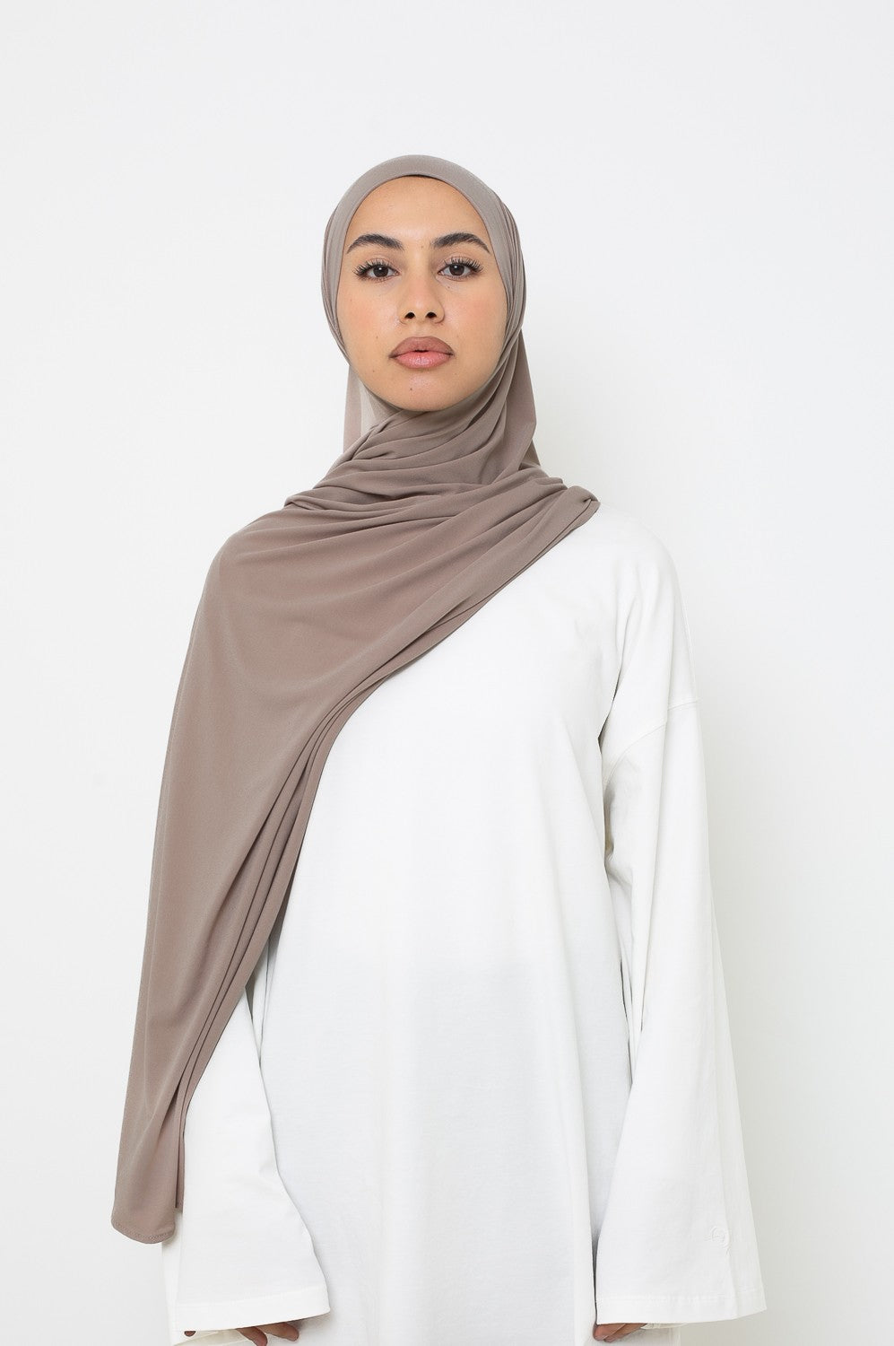 Hijab jersey premium taupe