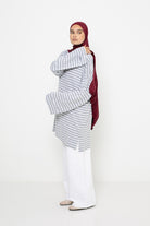 T-shirt marinière long et ample pour femme modeste. Boutique hijab moderne et tendance.