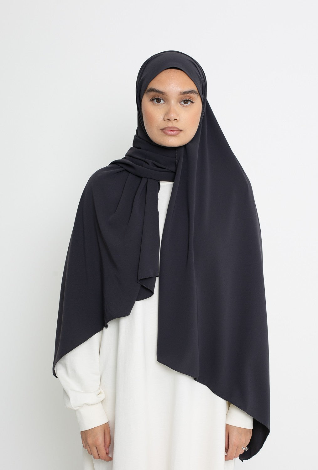 Hijab soie de Médine anthracite