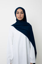 Hijab prêt à nouer soie de médine bleu