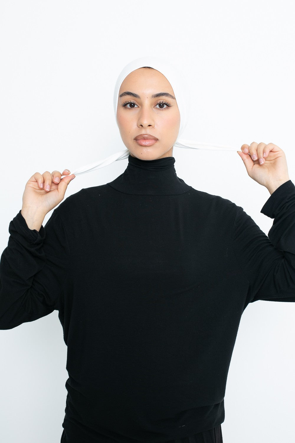 BONNET à nouer blanc