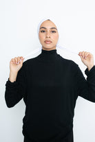 bonnet croisé à nouer