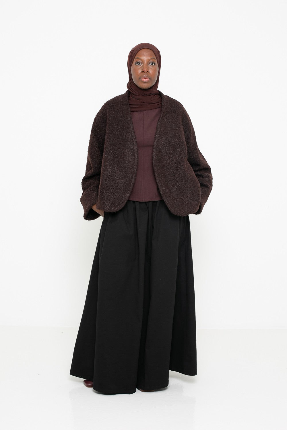 Jupe en coton premium noir coupe trapèze. Boutique musulmane