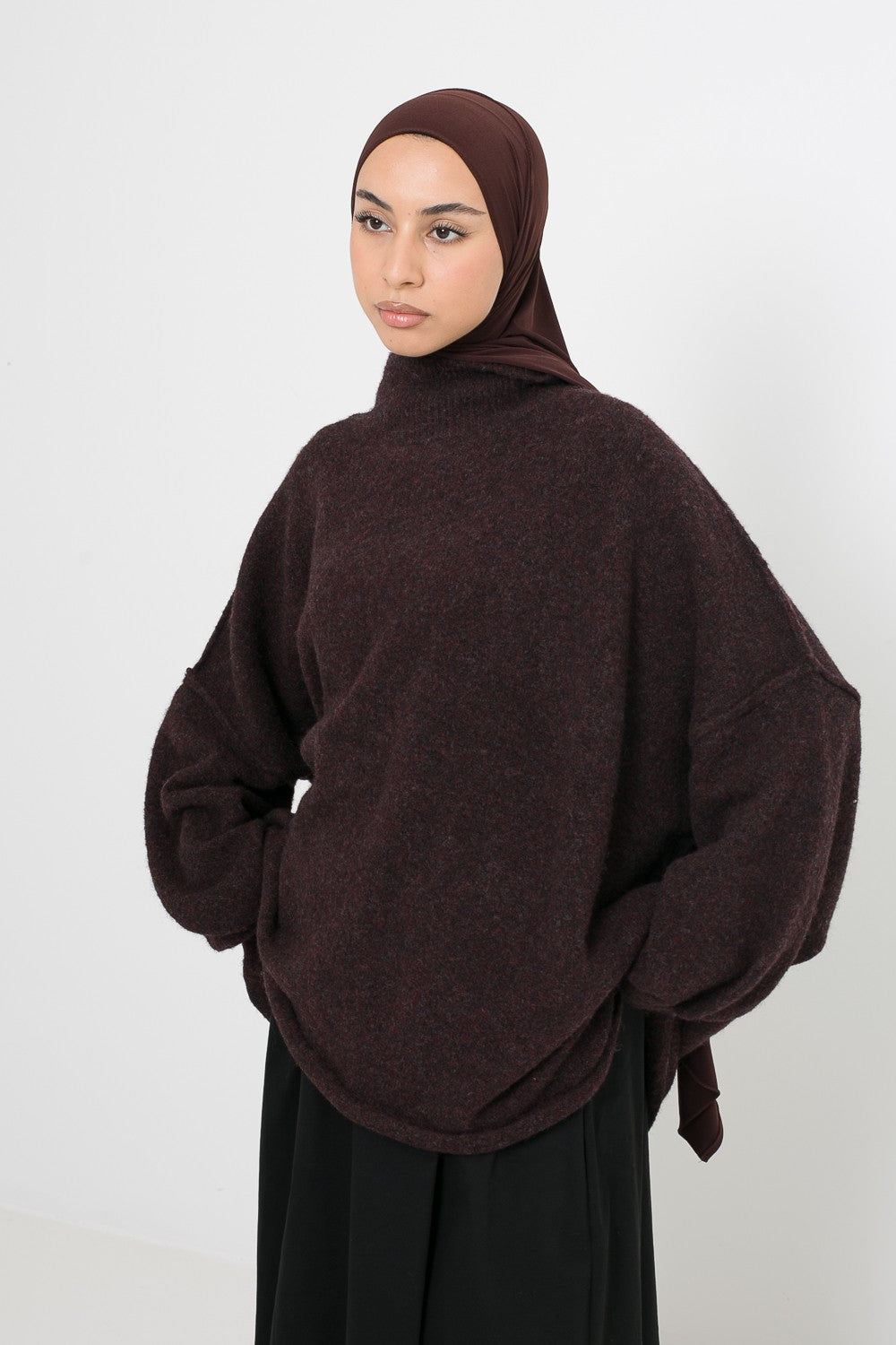 Pull ample en laine marron pour femme musulmane. Boutique moderne pour femme musulmane
