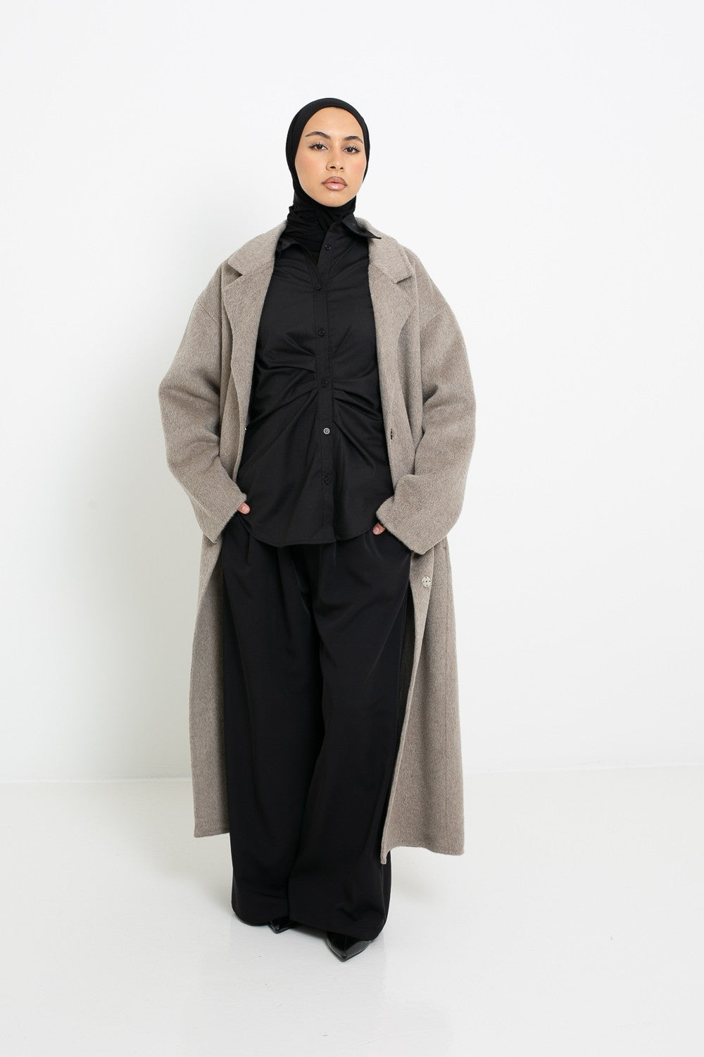 Manteau long en laine tendance pour femme musulmane