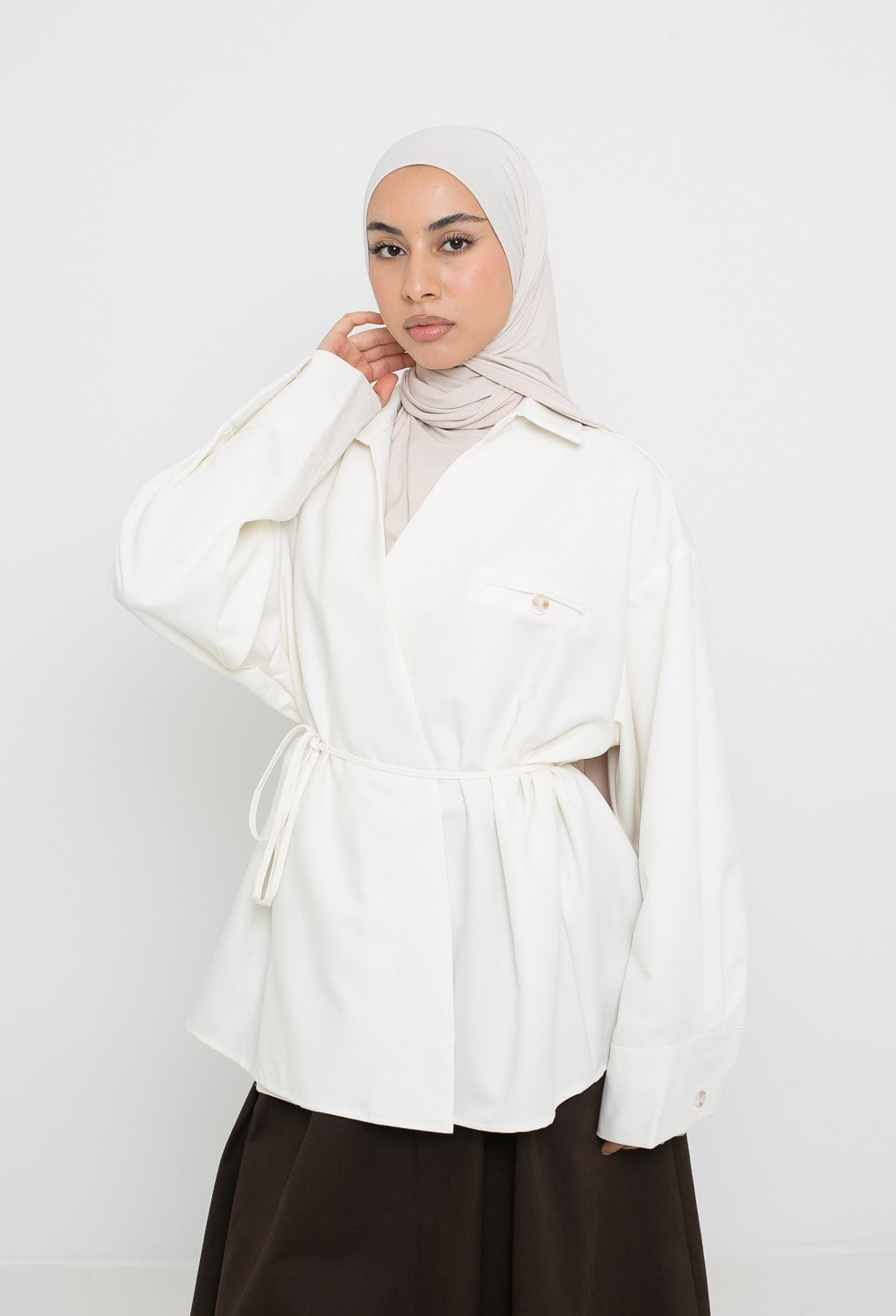 Chemise veste détail col et manche. Boutique pour femme musulmane