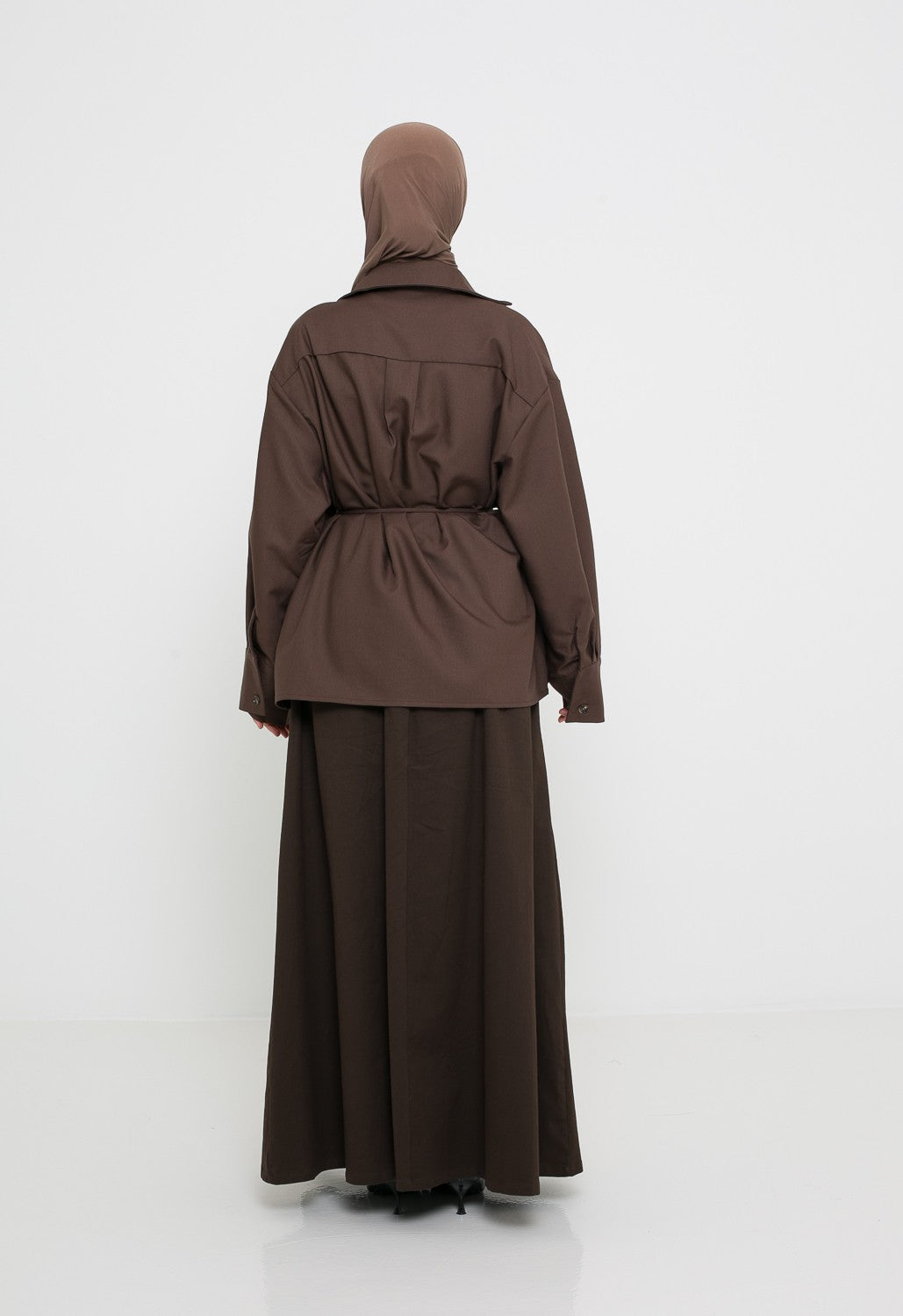 Surchemise pour femme musulmane vue de dos.