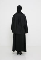 Surchemise classe noire vue de dos pour femme musulmane