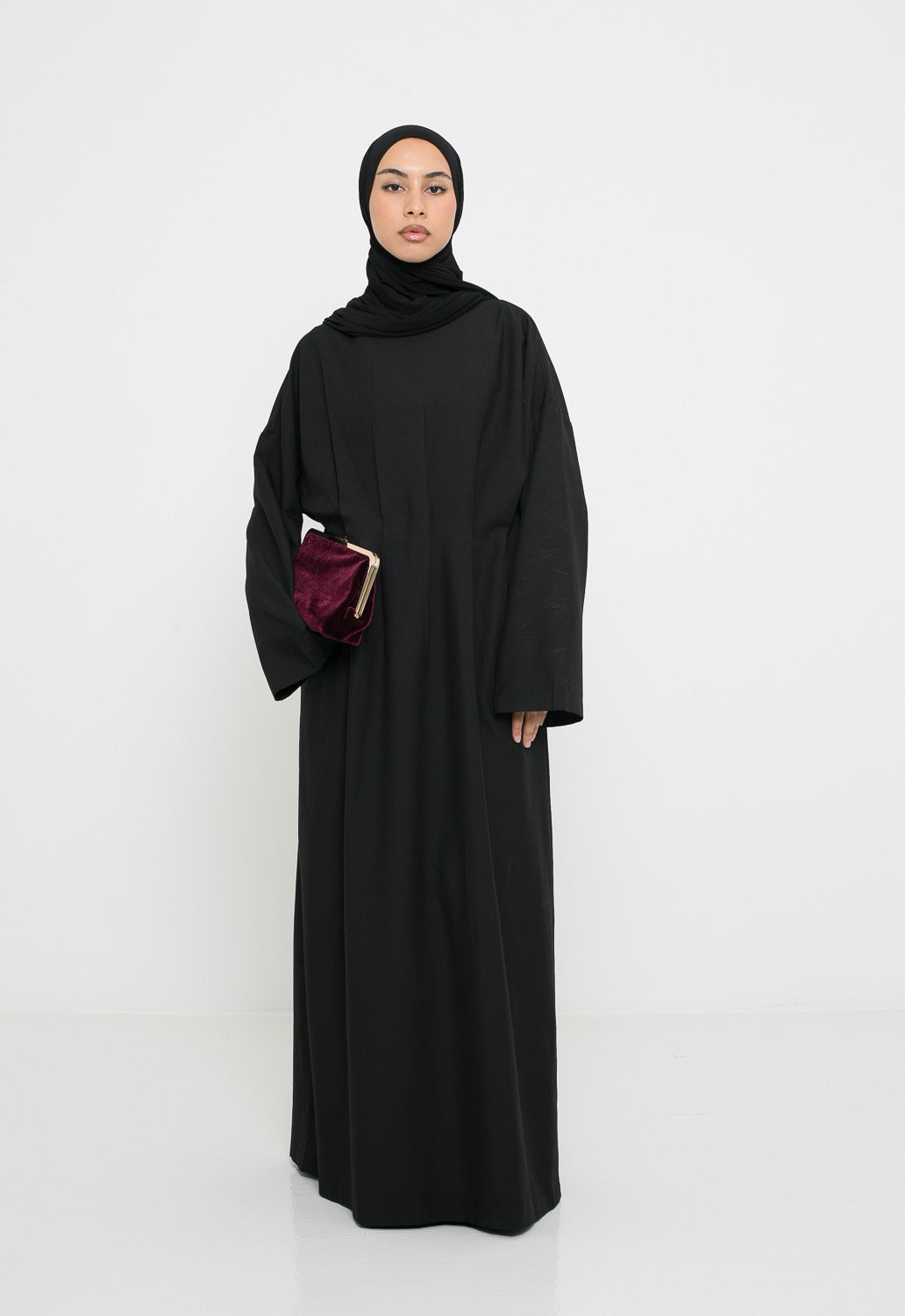 Robe longue signature pour femme musulmane chic et moderne