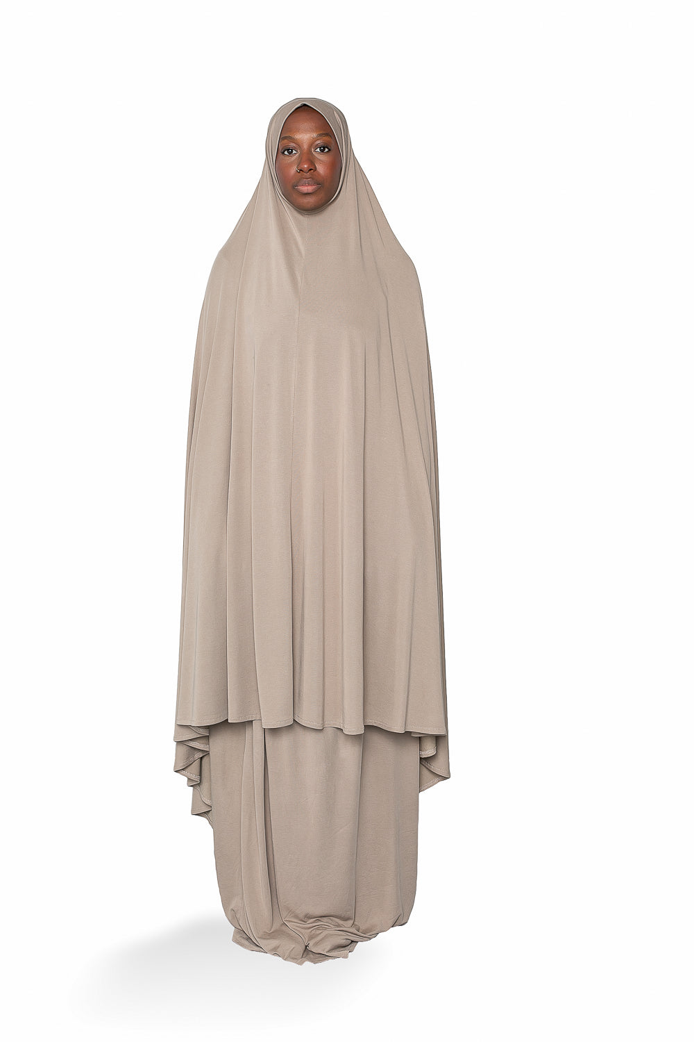 Tenue de prière en modal pour femme musulmane ramadan 2026