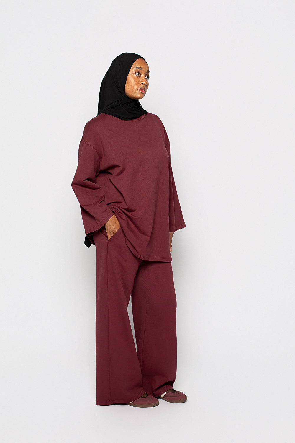 Ensemble long et ample casual, pour femme musulmane. Boutique hijab moderne modeste fashion.