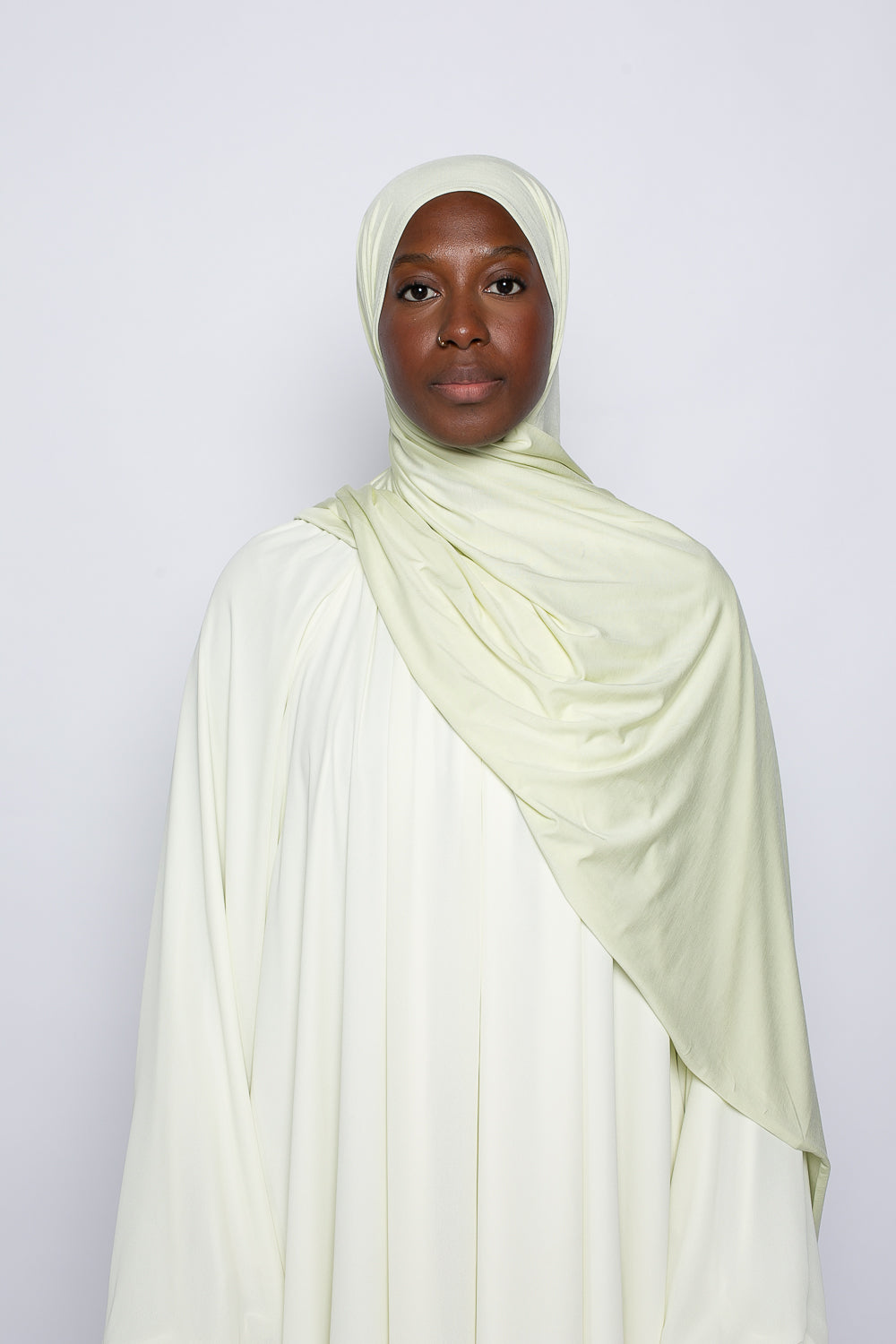 Hijab été léger et respirant vert pastel en fibre naturelle